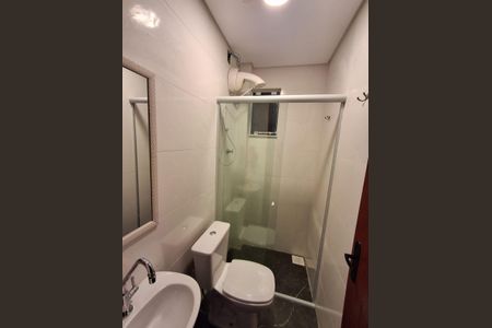Banheiro de casa para alugar com 1 quarto, 25m² em São João do Rio Vermelho, Florianópolis