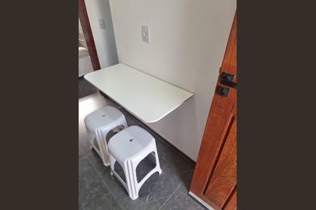 Cozinha de casa para alugar com 1 quarto, 25m² em São João do Rio Vermelho, Florianópolis