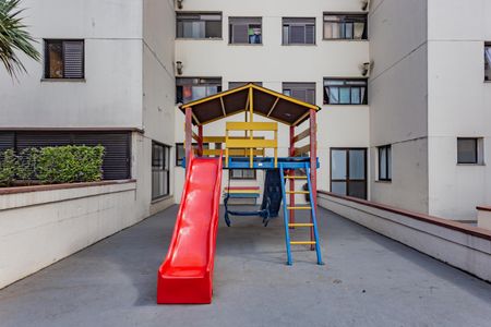 Apartamento para alugar com 84m², 3 quartos e 2 vagasÁrea comum - Playground