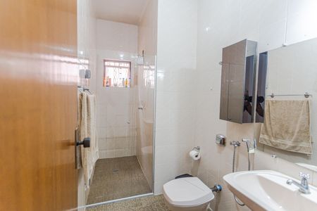 Casa à venda com 360m², 4 quartos e 3 vagasBanheiro Social