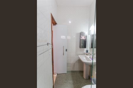 Casa à venda com 360m², 4 quartos e 3 vagasBanheiro da Suíte