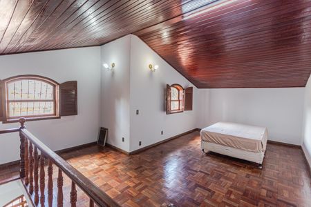 Casa à venda com 360m², 4 quartos e 3 vagasQuarto 4