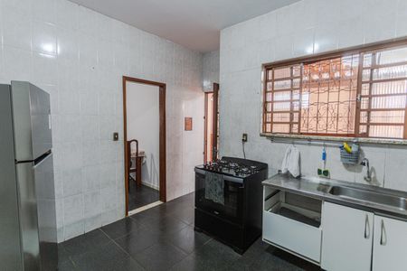 Casa à venda com 360m², 4 quartos e 3 vagasCozinha