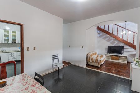 Casa à venda com 360m², 4 quartos e 3 vagasCopa
