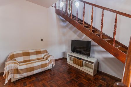 Casa à venda com 360m², 4 quartos e 3 vagasSala