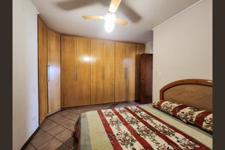 Apartamento para alugar com 81m², 4 quartos e 2 vagas Apartamento para alugar com 81m², 4 quartos e 2 vagasQuarto 4