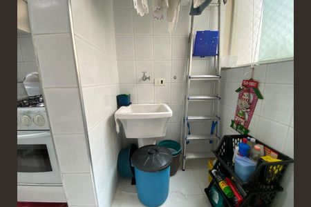 Apartamento para alugar com 60m², 2 quartos e 1 vagaÁrea de serviço