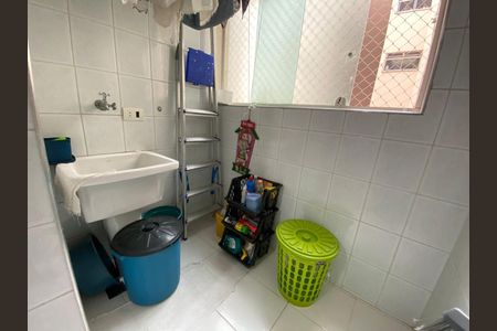 Apartamento para alugar com 60m², 2 quartos e 1 vagaÁrea de serviço