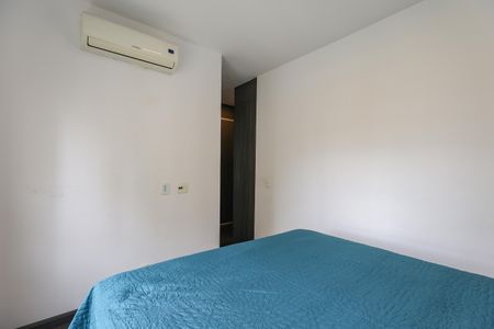 Apartamento à venda com 150m², 3 quartos e 2 vagas Apartamento à venda com 150m², 3 quartos e 2 vagasSuíte 1