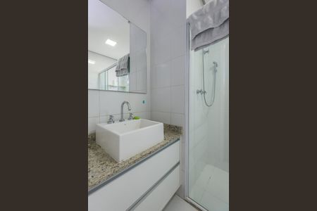 Apartamento à venda com 150m², 3 quartos e 2 vagas Apartamento à venda com 150m², 3 quartos e 2 vagasBanheiro da Suíte 1