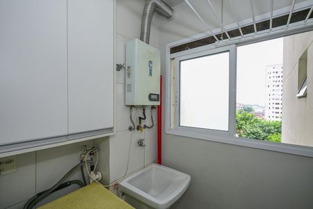 Apartamento à venda com 69m², 3 quartos e 1 vagaÁrea de Serviço
