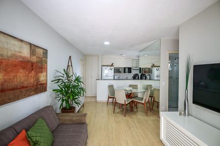 Apartamento à venda com 69m², 3 quartos e 1 vagaSala