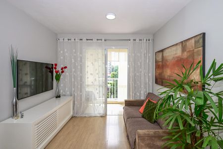 Sala de Tv de apartamento à venda com 3 quartos, 69m² em Parque Reboucas, São Paulo