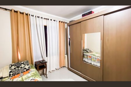 Casa à venda com 250m², 3 quartos e 2 vagas Casa à venda com 250m², 3 quartos e 2 vagasQuarto 2