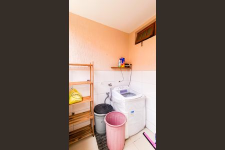 Casa à venda com 250m², 3 quartos e 2 vagas Casa à venda com 250m², 3 quartos e 2 vagasÁrea de Serviço