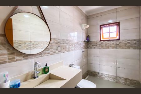 Casa à venda com 250m², 3 quartos e 2 vagas Casa à venda com 250m², 3 quartos e 2 vagasBanheiro da Suíte