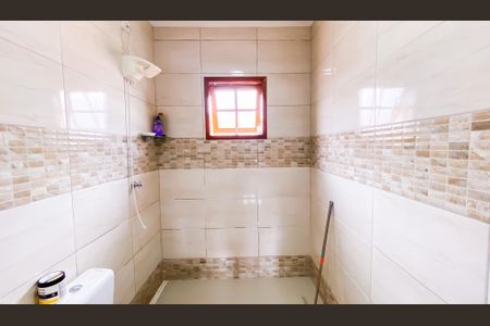 Casa à venda com 250m², 3 quartos e 2 vagas Casa à venda com 250m², 3 quartos e 2 vagasBanheiro da Suíte