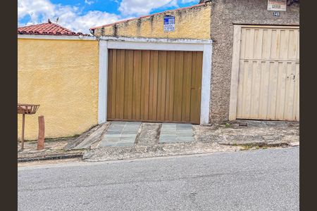 Studio para alugar com 230m², 1 quarto e sem vaga Studio para alugar com 230m², 1 quarto e sem vagaFachada