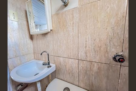 Studio para alugar com 230m², 1 quarto e sem vaga Studio para alugar com 230m², 1 quarto e sem vagaBanheiro