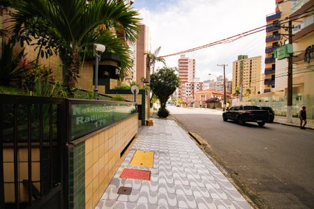 Fachada de apartamento para alugar com 2 quartos, 96m² em Vila Tupi, Praia Grande