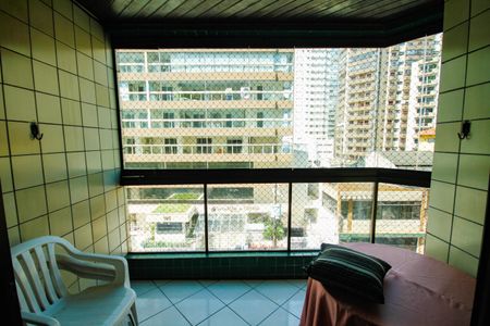 Apartamento para alugar com 96m², 2 quartos e 1 vagaVaranda