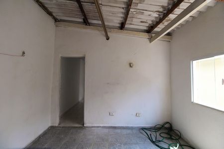 Casa para alugar com 75m², 1 quarto e sem vagaÁrea externa