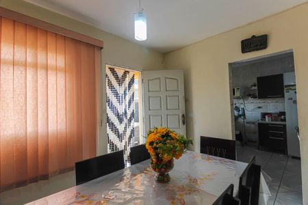 Sala de Jantar de casa para alugar com 2 quartos, 11m² em Jardim Santa Teresinha, São Paulo