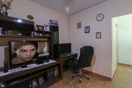 Casa para alugar com 11m², 2 quartos e 2 vagasSala