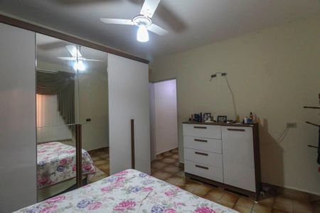 Casa para alugar com 11m², 2 quartos e 2 vagasQuarto 1