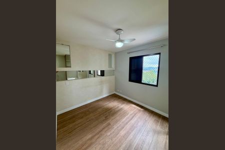 Apartamento para alugar com 90m², 3 quartos e 2 vagas Apartamento para alugar com 90m², 3 quartos e 2 vagasQuarto
