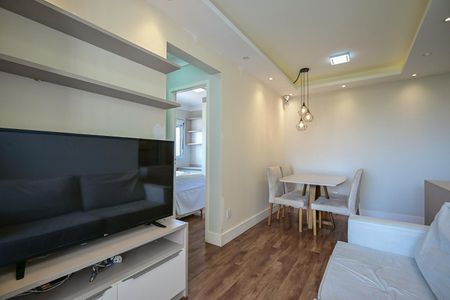 Apartamento para alugar com 48m², 2 quartos e 1 vagaSala