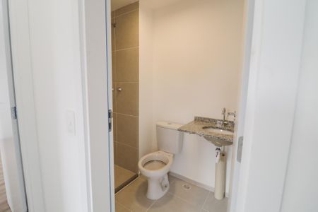Apartamento para alugar com 39m², 2 quartos e sem vaga Apartamento para alugar com 39m², 2 quartos e sem vagaBanheiro