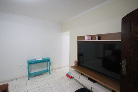 Sala 1 casa 1 de casa para alugar com 6 quartos, 100m² em Jardim Flor de Maio, São Paulo