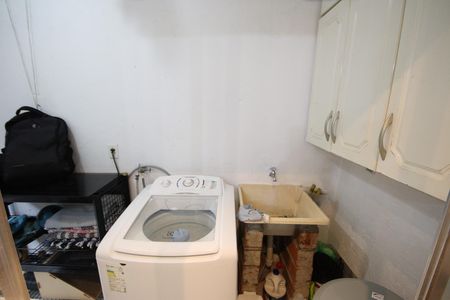 Casa para alugar com 100m², 6 quartos e 2 vagasÁrea de Serviço