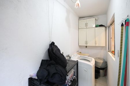 Casa para alugar com 100m², 6 quartos e 2 vagasÁrea de Serviço