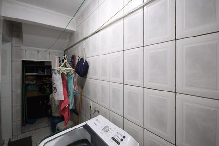 Casa para alugar com 100m², 6 quartos e 2 vagasCozinha e Área de Serviço