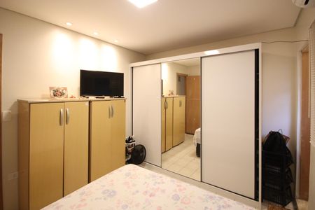 Casa para alugar com 100m², 6 quartos e 2 vagasSuíte 2 casa 2