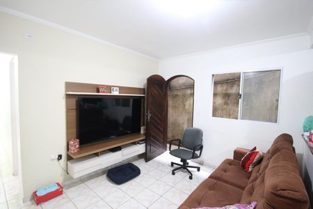 Sala 1 casa 1 de casa para alugar com 6 quartos, 100m² em Jardim Flor de Maio, São Paulo