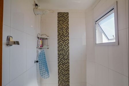 Apartamento à venda com 100m², 2 quartos e 2 vagas Apartamento à venda com 100m², 2 quartos e 2 vagasBanheiro da Suíte