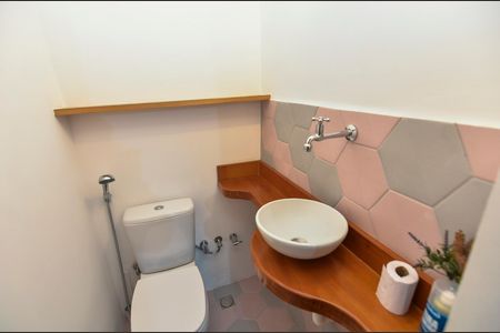 Apartamento à venda com 100m², 2 quartos e 1 vaga Apartamento à venda com 100m², 2 quartos e 1 vagaLavabo