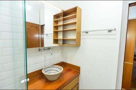 Apartamento à venda com 100m², 2 quartos e 1 vaga Apartamento à venda com 100m², 2 quartos e 1 vagaBanheiro