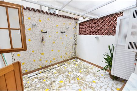 Apartamento à venda com 100m², 2 quartos e 1 vaga Apartamento à venda com 100m², 2 quartos e 1 vagaÁrea de Serviço