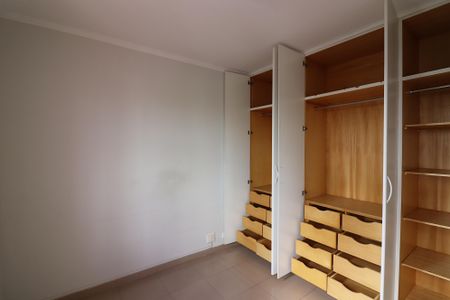 Apartamento à venda com 70m², 2 quartos e 1 vagaQuarto 2
