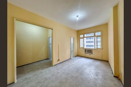 Kitnet/Studio para alugar com 1 quarto, 27m² em Centro, Rio de Janeiro