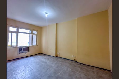 Kitnet/Studio para alugar com 1 quarto, 27m² em Centro, Rio de Janeiro