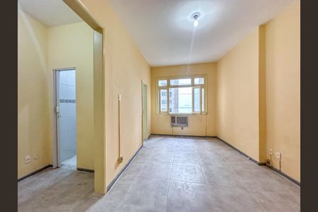 Kitnet/Studio para alugar com 1 quarto, 27m² em Centro, Rio de Janeiro