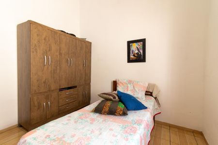 Casa à venda com 333m², 3 quartos e 2 vagas Casa à venda com 333m², 3 quartos e 2 vagasQuarto 3