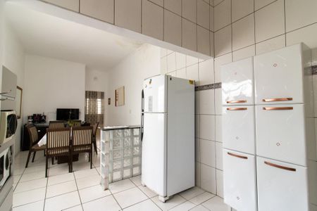 Casa à venda com 333m², 3 quartos e 2 vagas Casa à venda com 333m², 3 quartos e 2 vagasCozinha
