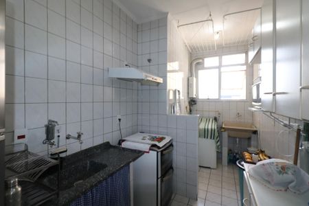 Apartamento à venda com 56m², 2 quartos e 1 vagaCozinha