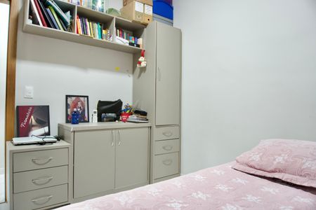 Casa à venda com 200m², 3 quartos e 2 vagasQuarto 2